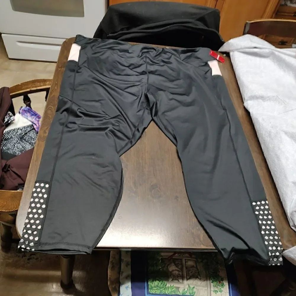 New Ave Leisure Leggings Size Women's 30/32
